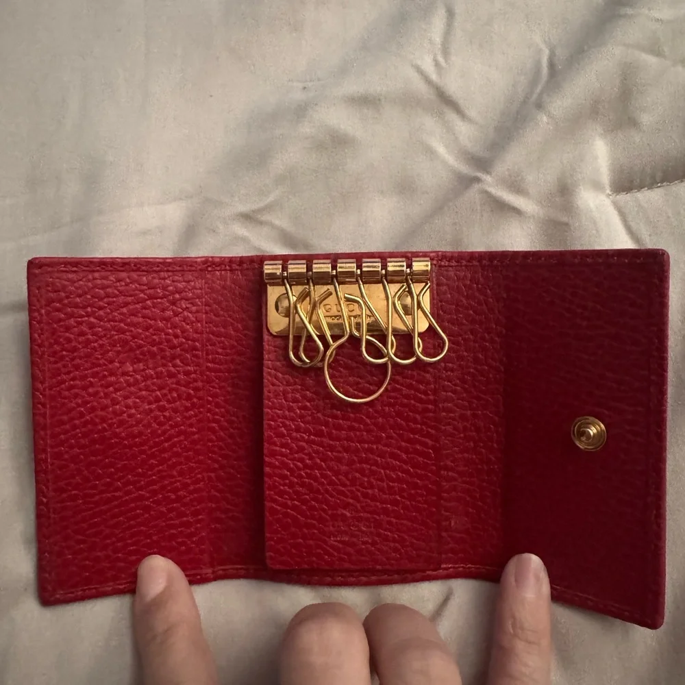 Gucci GG Marmont Leather Key Case - Picture 3 of 10